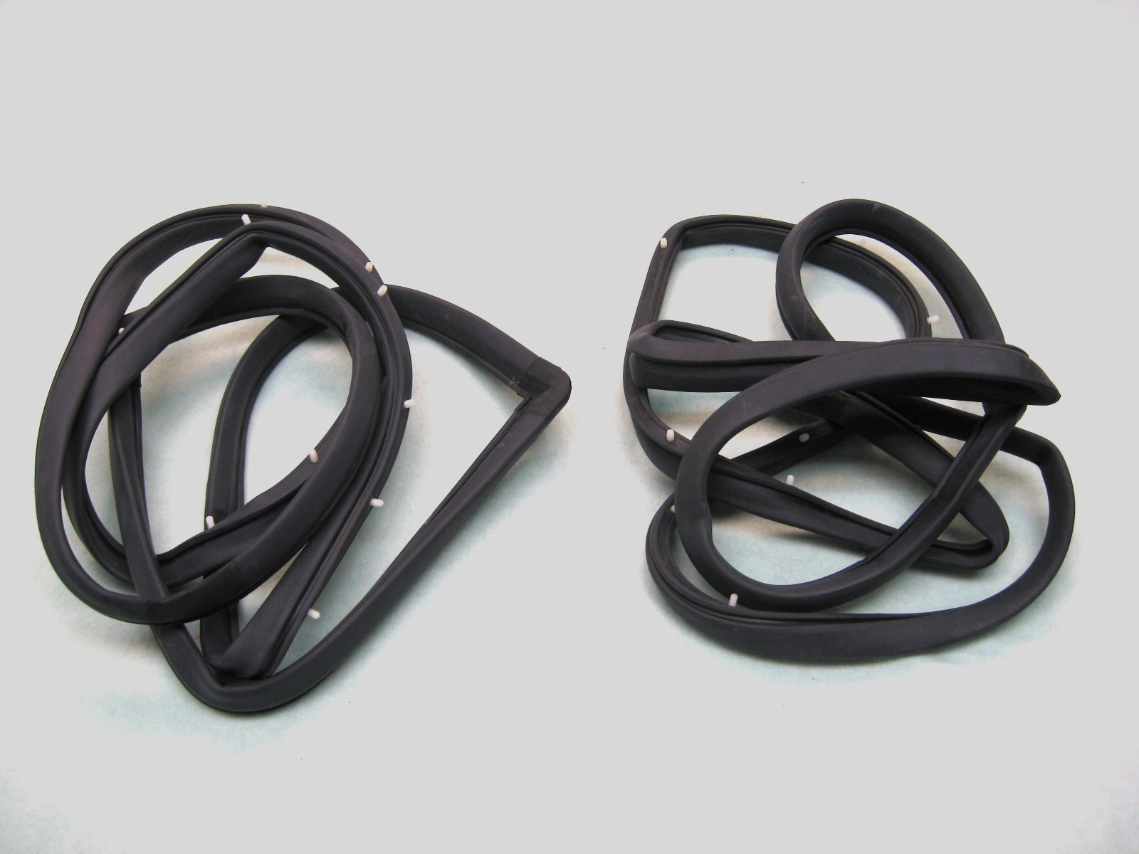 AM Door Seal Kit SKU FAIKG3025 OEM 20000064-20000065