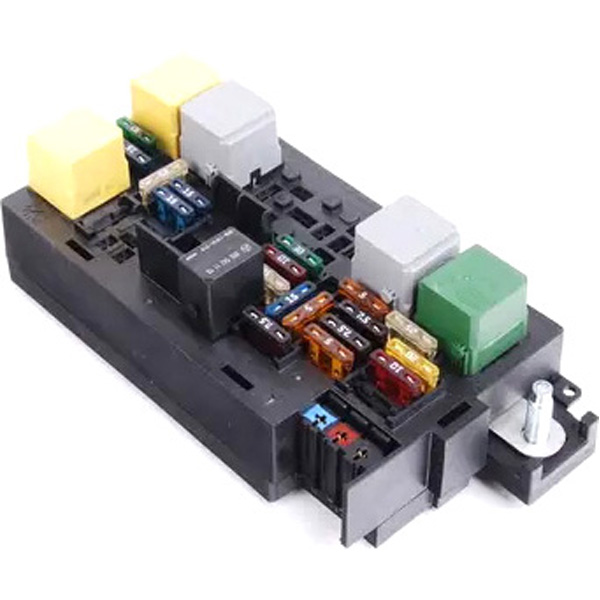AM Fuse Box SKU GXL1645402972