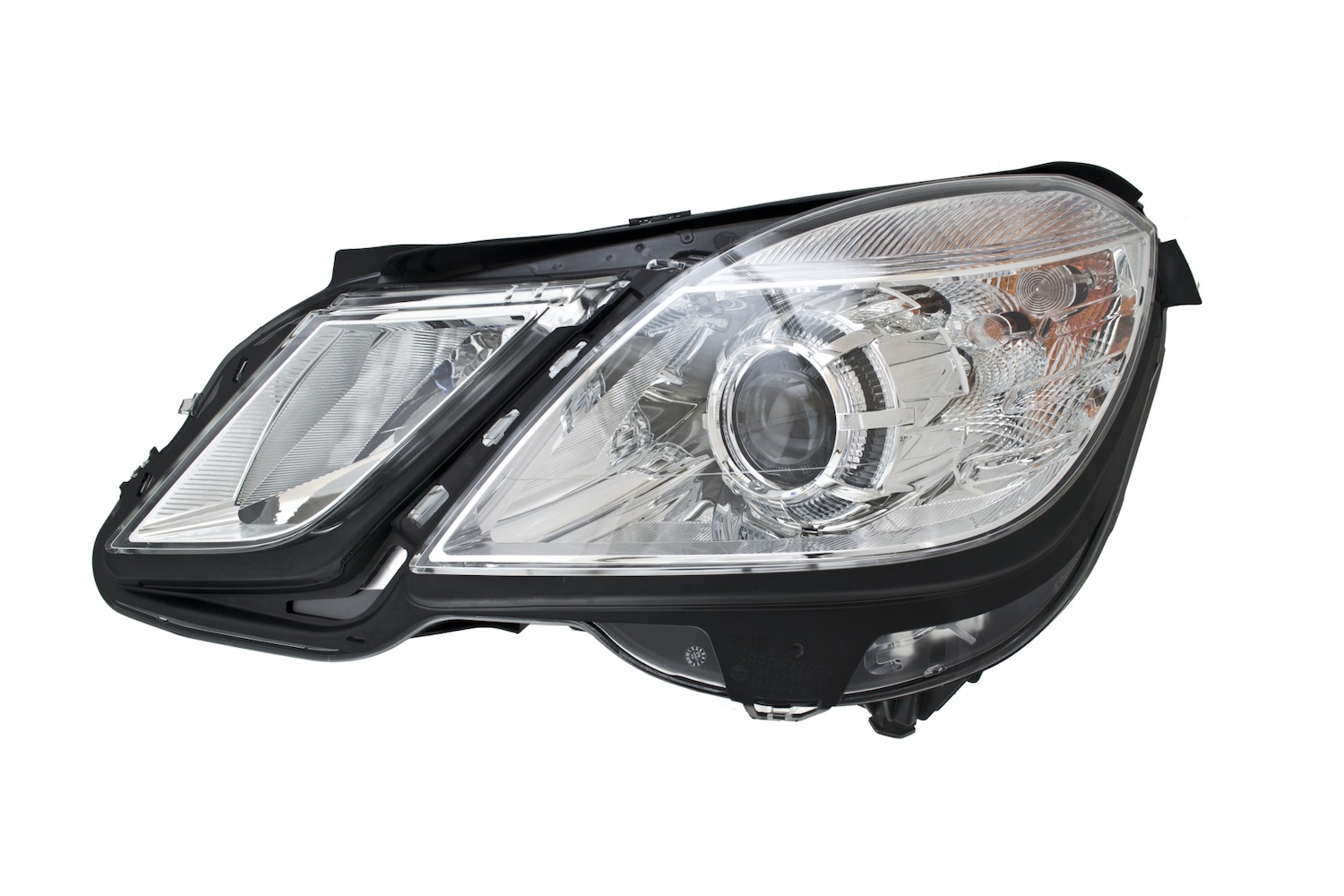 AM Headlight SKU H57010800071 OEM 2128208561-2128209561 A2128208