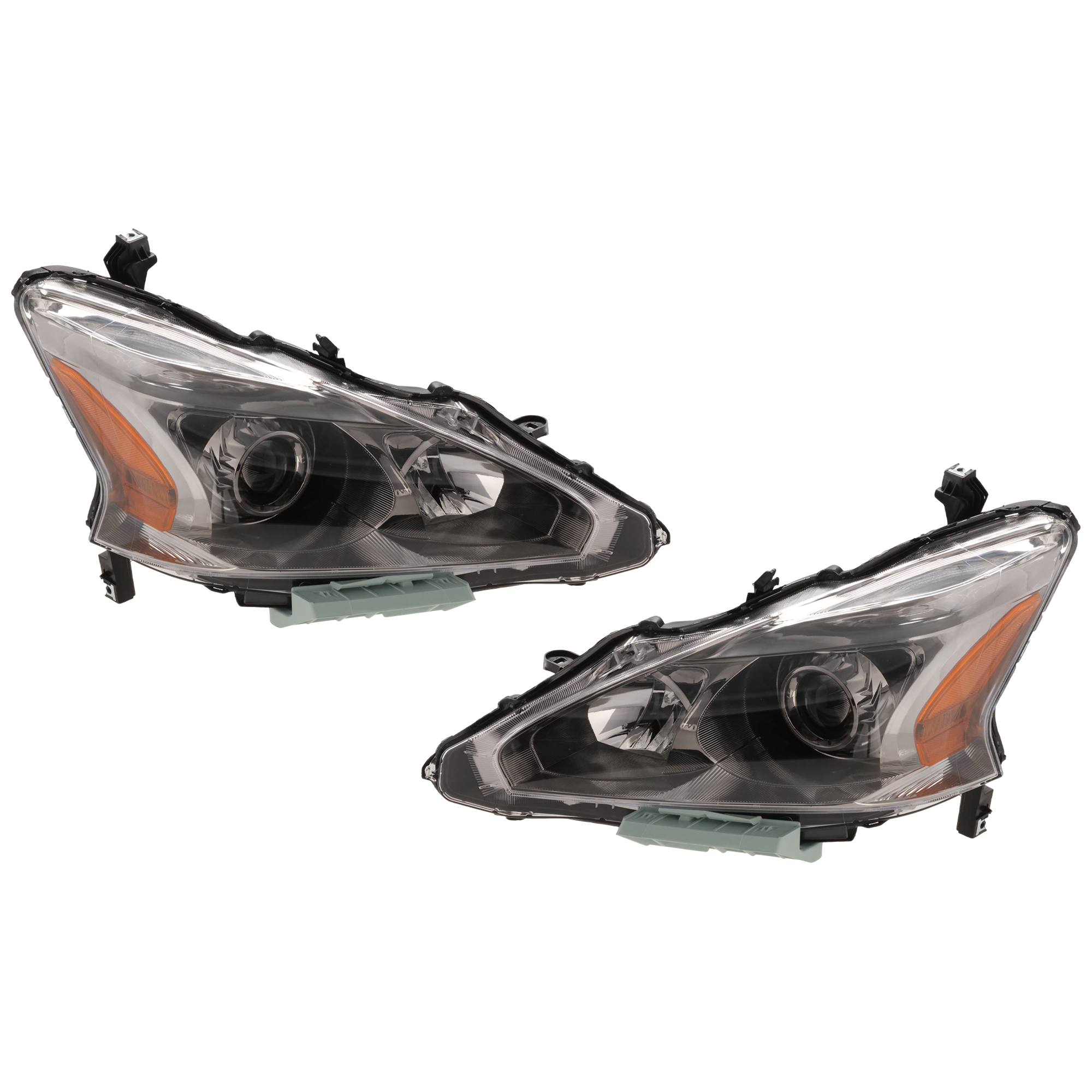AM ALTIMA 13-15 PROJECTOR HEAD LAMP RH AND LH Lens and Housing Halogen Gun Metal Interior Sedan SKU JN10010013A OEM 260603TA0A PFM 260103TA0A PFM