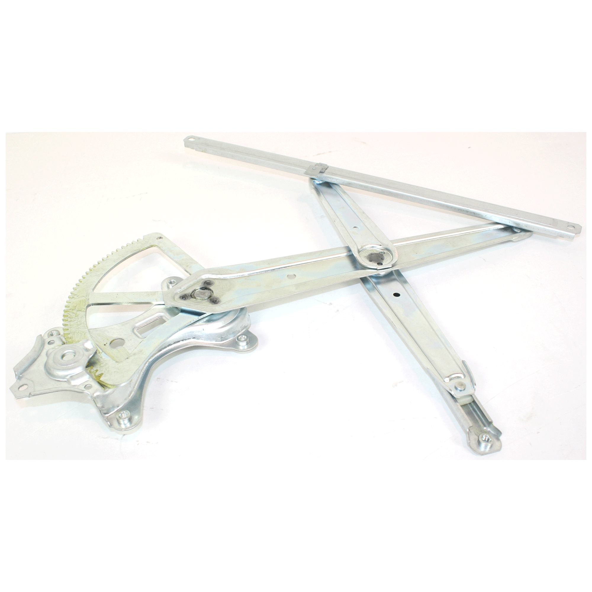 AM RAV4-01-05 FRONT WINDOW REGULATOR RH Power w o Motor SKU JT462951 Partslink TO1351149 OEM 6980142050
