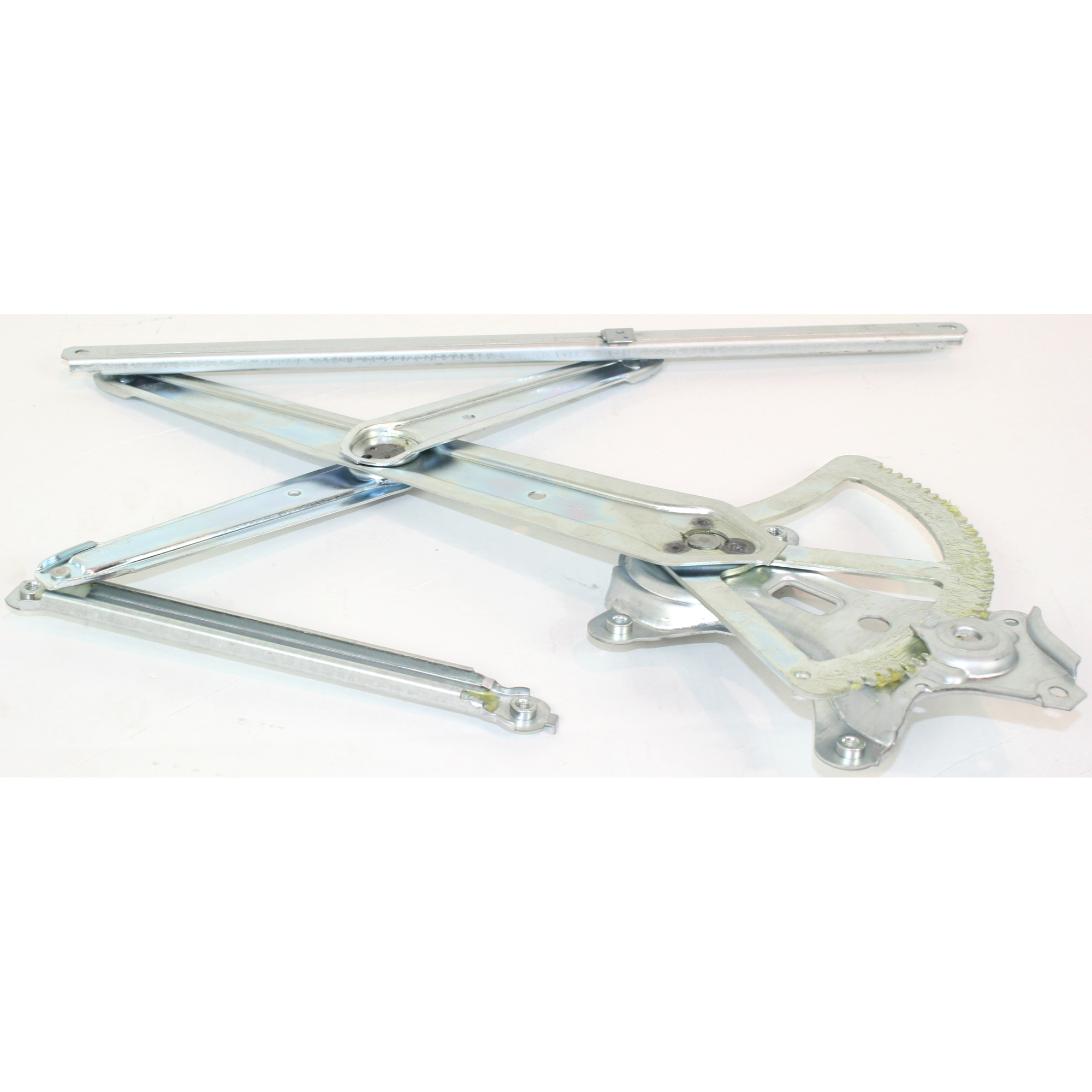 AM RAV4-01-05 FRONT WINDOW REGULATOR LH Power w o Motor SKU JT462952 Partslink TO1350149 OEM 6980242050