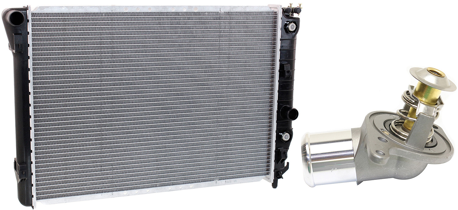 AM CORVETTE 97-01 RADIATOR 2 pc kit w Thermostat SKU KIT 052623-83 OEM 52470606-12571261