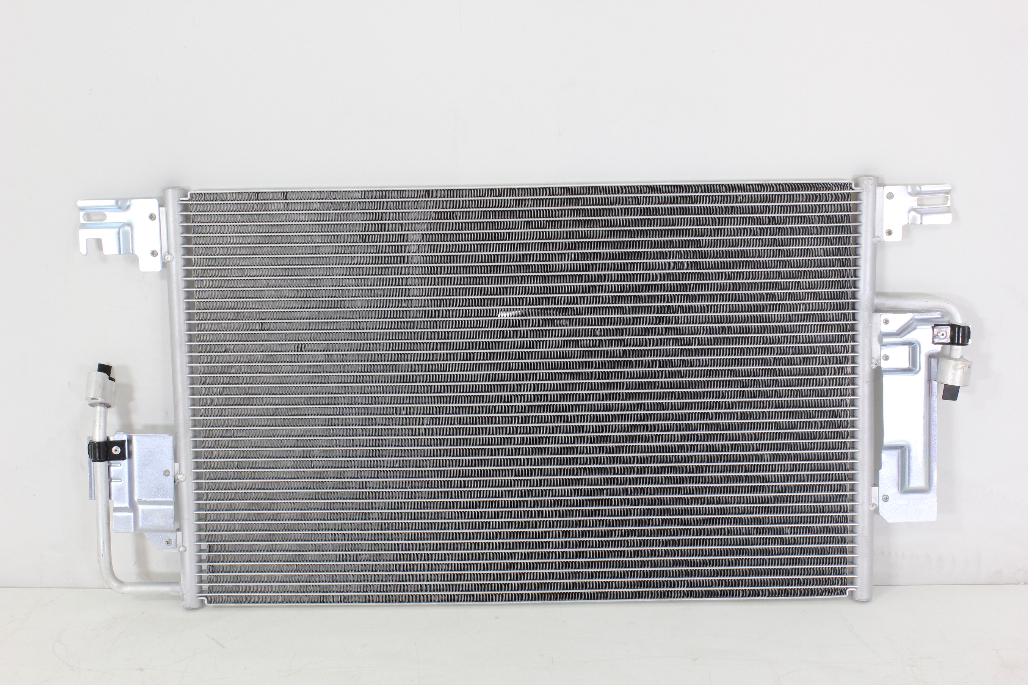 AM VUE 05-07 A C CONDENSER 2.2L Eng. 4 Cyl SKU KVAC3367 Partslink GM3030266 OEM 15807010
