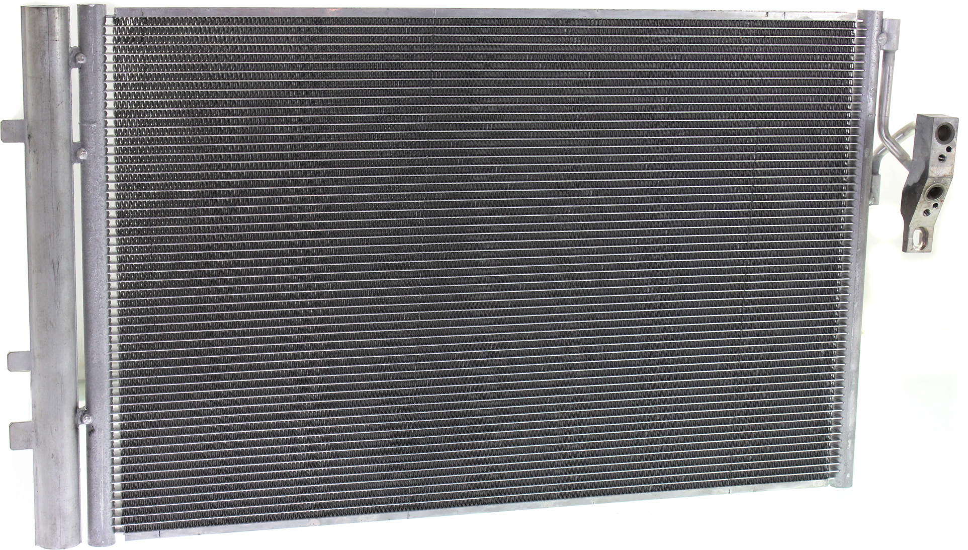 AM X3-11-17 X4-15-18 A C CONDENSER 11-12-35i Model SKU KVAC4127 Partslink BM3030131 OEM 64539216143