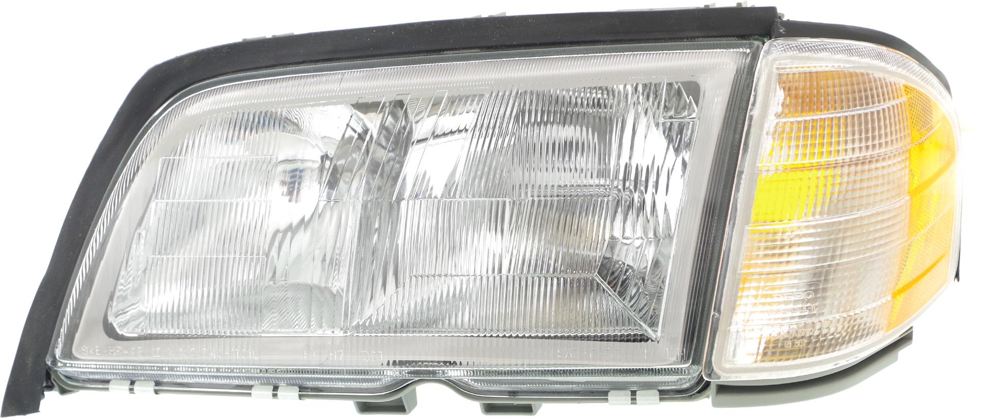 AM C CLASS 97-00 HEAD LAMP LH Assembly Halogen 202 Chassis SKU M100126 Partslink MB2502106 OEM 2028202761