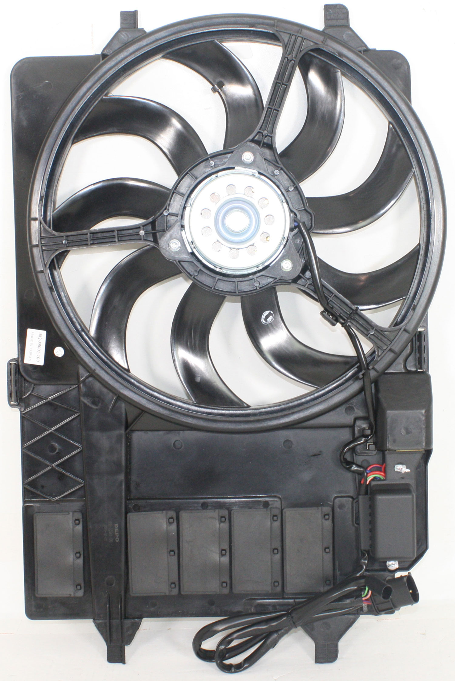 AM COOPER 02-03 RADIATOR FAN SHROUD ASSEMBLY Base S Models To 3-03 Includes resistor SKU M160939 Partslink MC3115101 OEM 17101475577