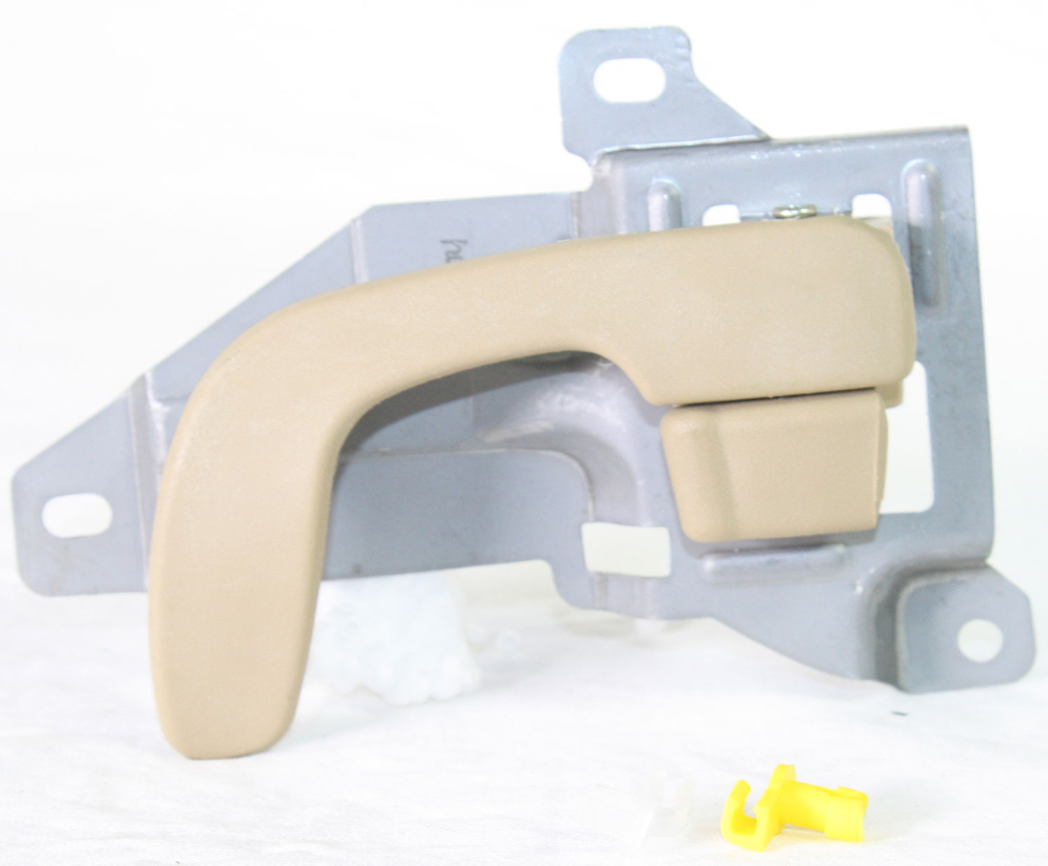 AM ECLIPSE 95-99 FRONT INTERIOR DOOR HANDLE LH Beige 95-00 Sebring Coupe SKU M462130 Partslink MI1352103 OEM MR757799