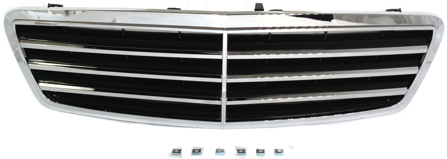 AM C CLASS 01-07 GRILLE Plastic Chrome Shell Painted Black Insert 203 Chassis SKU MC070101 Partslink MB1200143 OEM 20388002239040