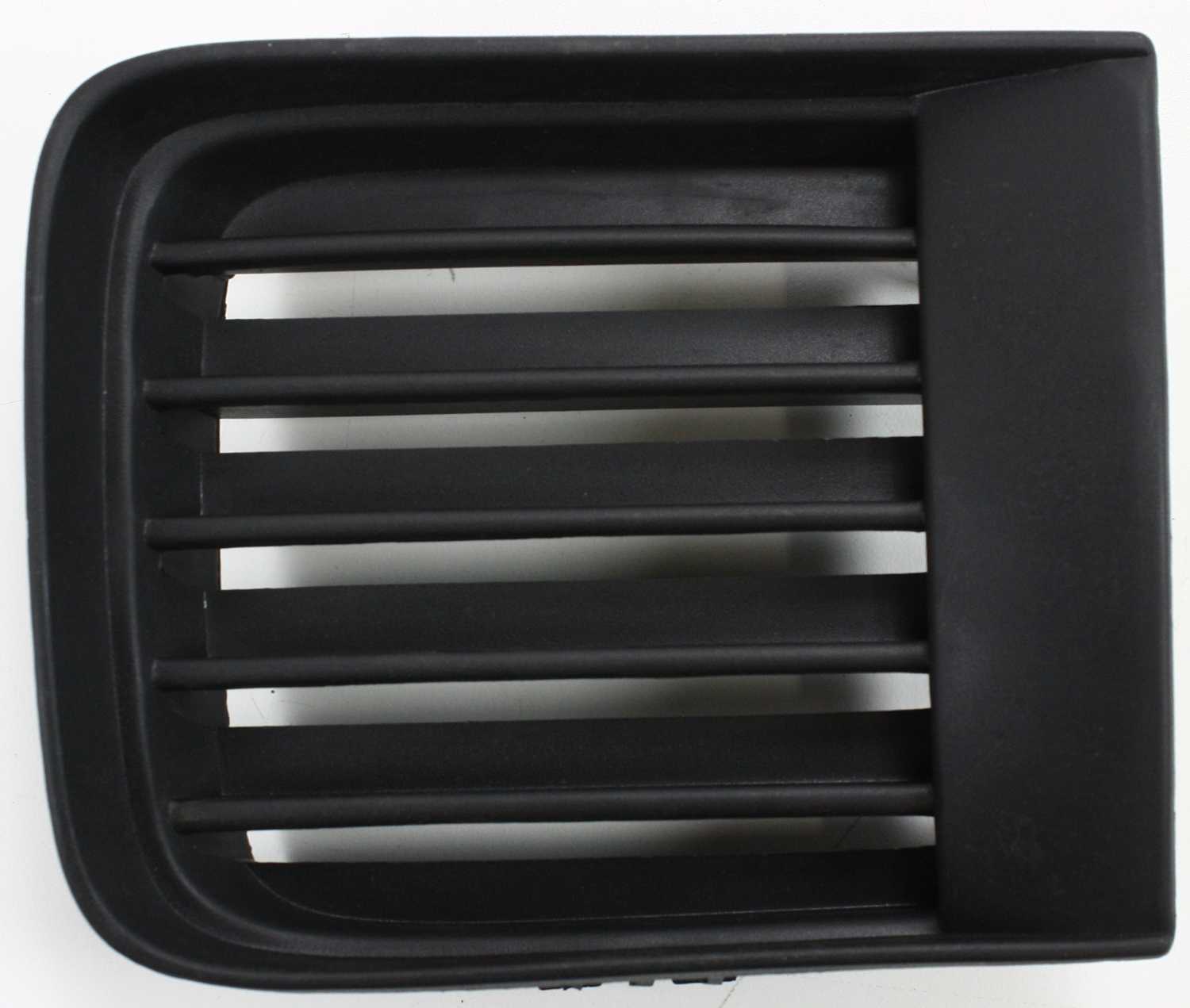 AM PATHFINDER 99-04 FRONT BUMPER GRILLE LH Bumper Finisher Inner From 12-98 SKU N015504 Partslink NI1038103 OEM 622572W100