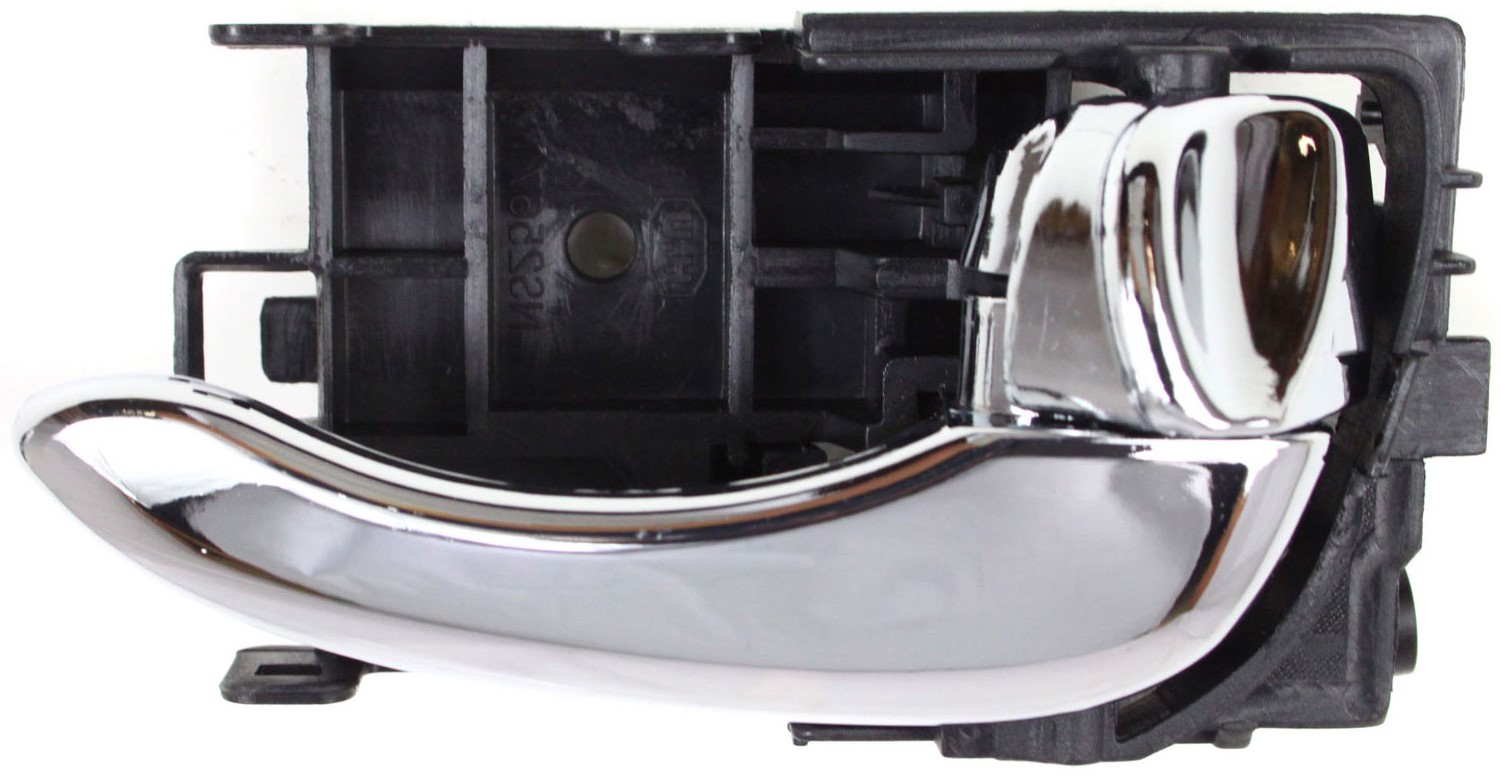 AM MAXIMA 00-01 FRONT INTERIOR DOOR HANDLE RH Chrome =REAR SKU N462127 Partslink NI1353146 OEM H06702Y910