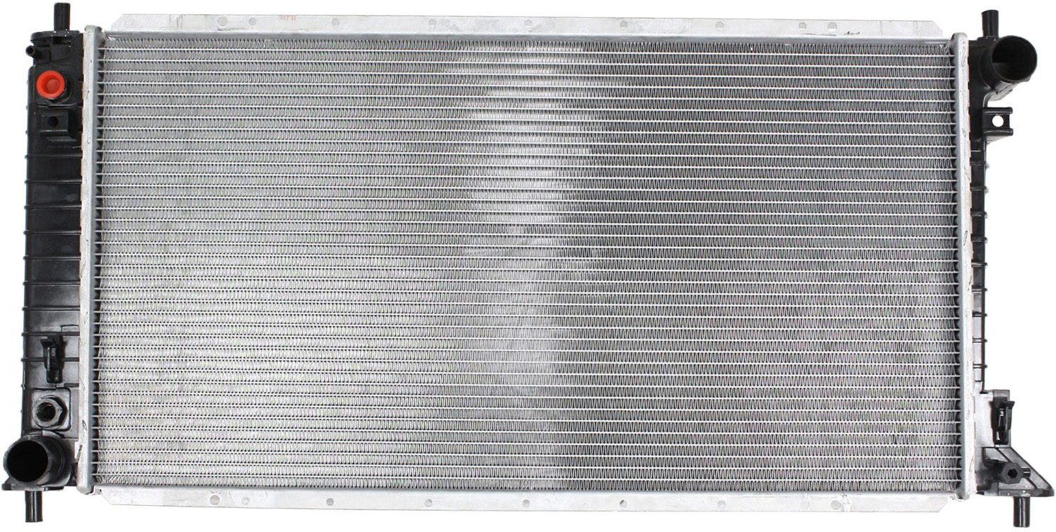 AM F 150-99-03 EXPEDITION 99-02 RADIATOR 6-8 Cyl 4.2-4.6L 5.4L Eng SKU P2257 Partslink FO3010142 OEM YL1Z8005CA