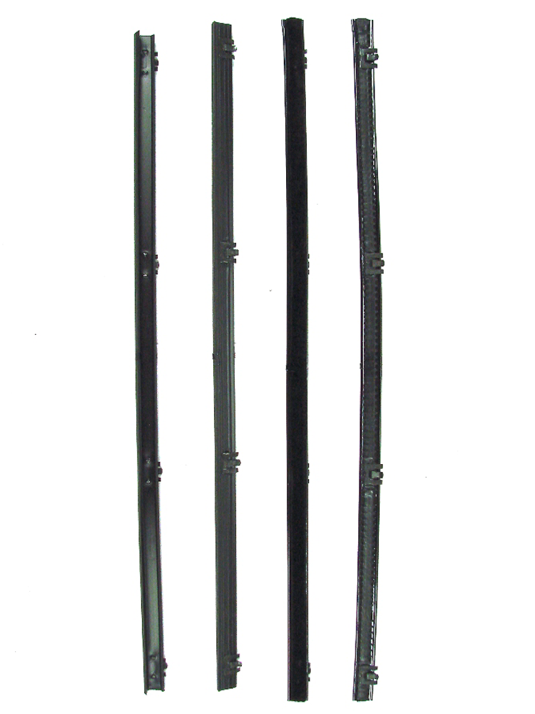 AM Beltline Molding Kit 4 Piece Set Left and Right Hand SKU PCNC451512