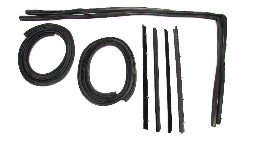 AM S10 PICKUP 82-93 WEATHERSTRIP KIT Front Door Dlx Beltline Kit + Pair Door Seals SKU PCNC452167