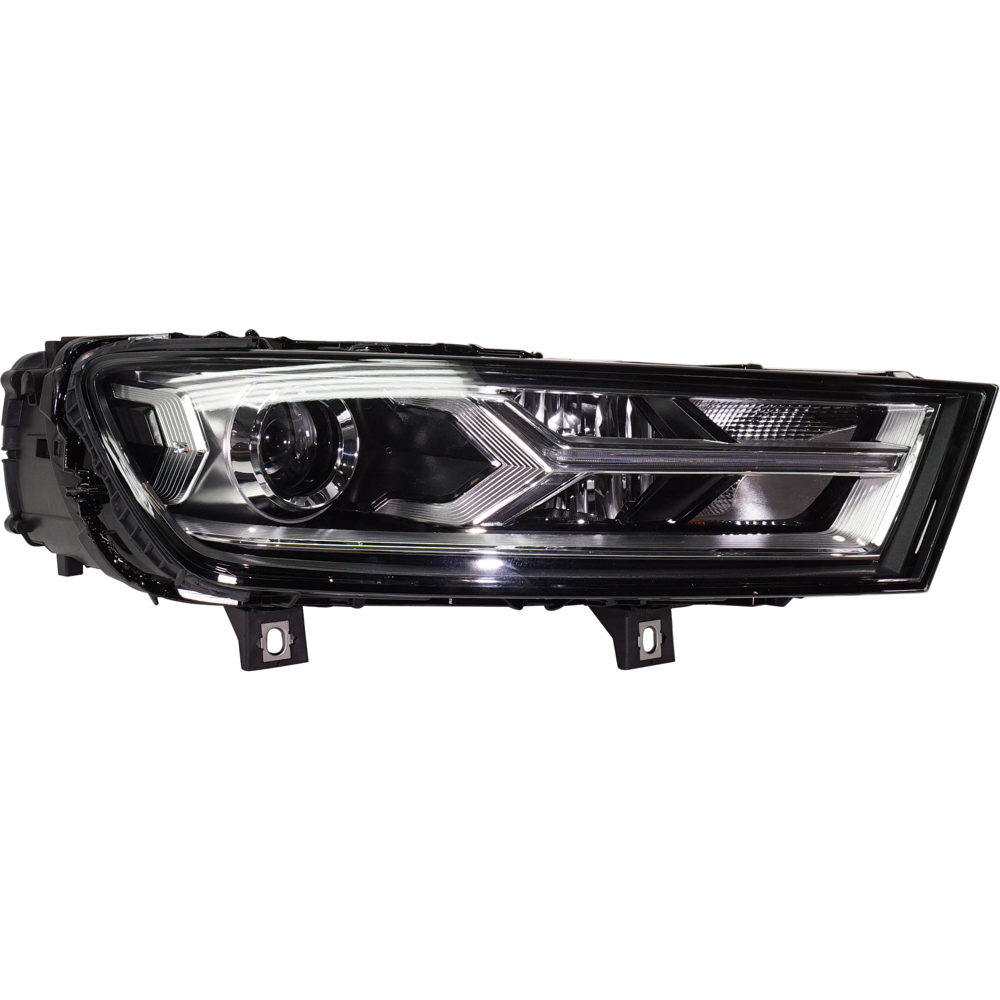 AM Q7-17-19 HEAD LAMP RH Lens and Housing HID Xenon SKU RA10010019 OEM 4M0941044E PFM