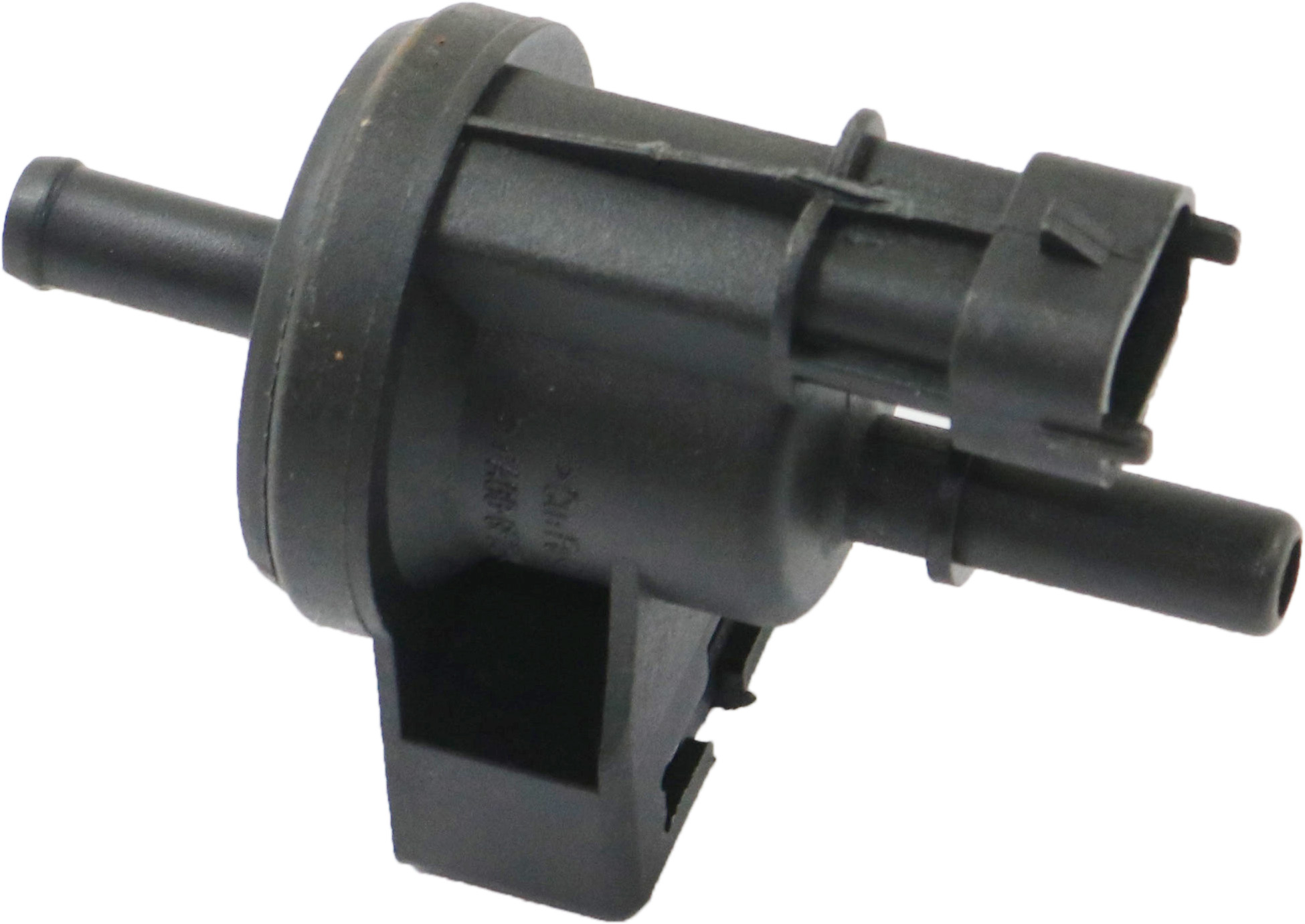 AM M3-08-13 VAPOR CANISTER VENT SOLENOID 8 Cyl 4.0L Eng. 2 Male Blade type Terminals SKU RB38100003 OEM 13907838281