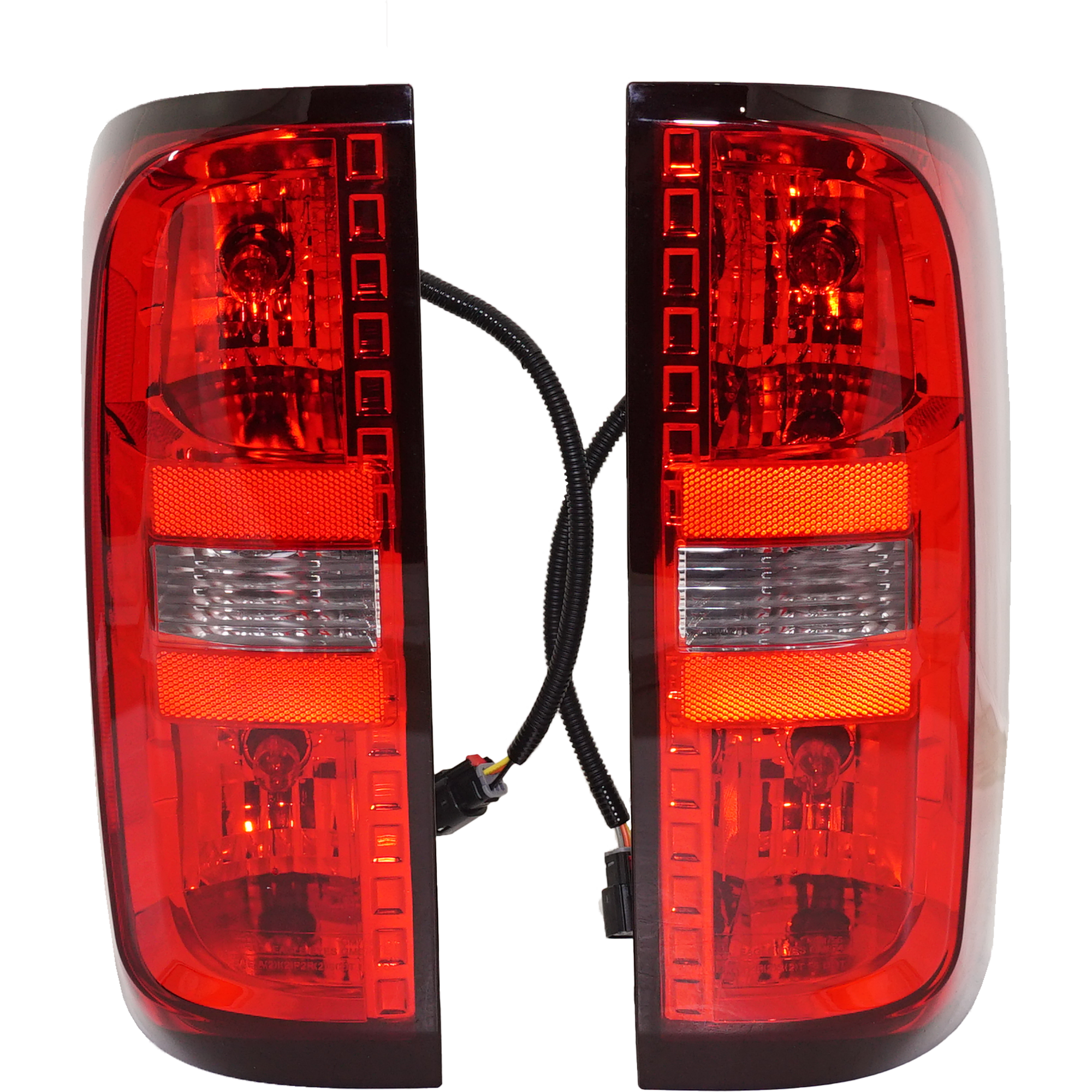 AM COLORADO 15-22 TAIL LAMP RH AND LH Assembly Halogen SKU RC73010080 OEM 84630993 PFM 84169777 PFM 8463