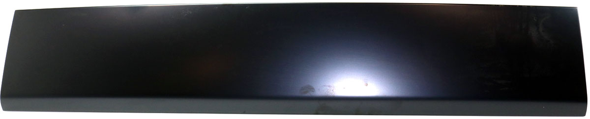 AM SUBURBAN 00-06 REAR ROLL PAN w o License Plate Part w Hardware SKU RC82550004