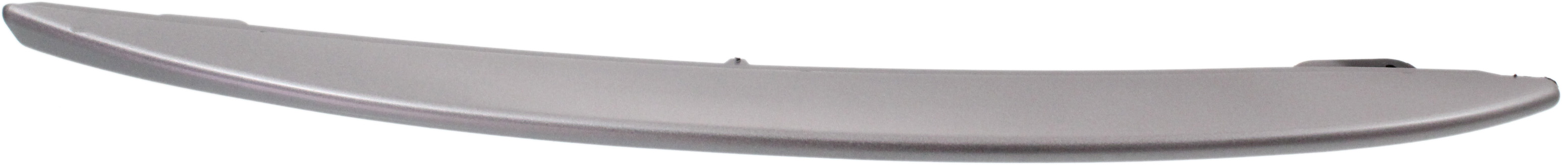 AM 5 SERIES 11-13 FRONT BUMPER MOLDING RH Outer Silver Grille Molding w o M Pkg. Sedan SKU REPB016111 N Partslink BM1047126 OEM 51117231860