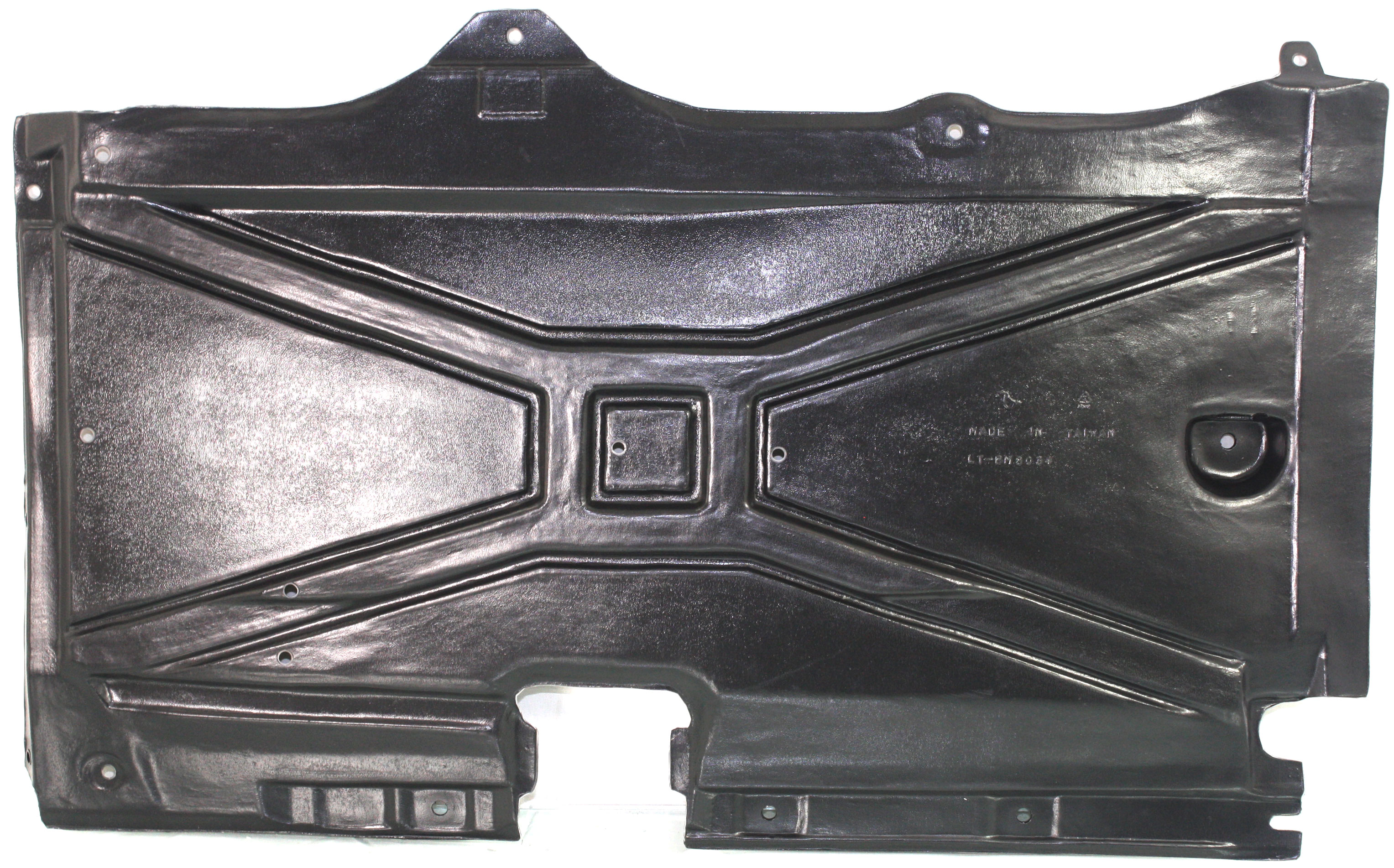 AM 5 SERIES 97-03 ENGINE SPLASH SHIELD Under Cover RH Lateral Floor Cover SKU REPB310117 Partslink BM1228135 OEM 51718158060