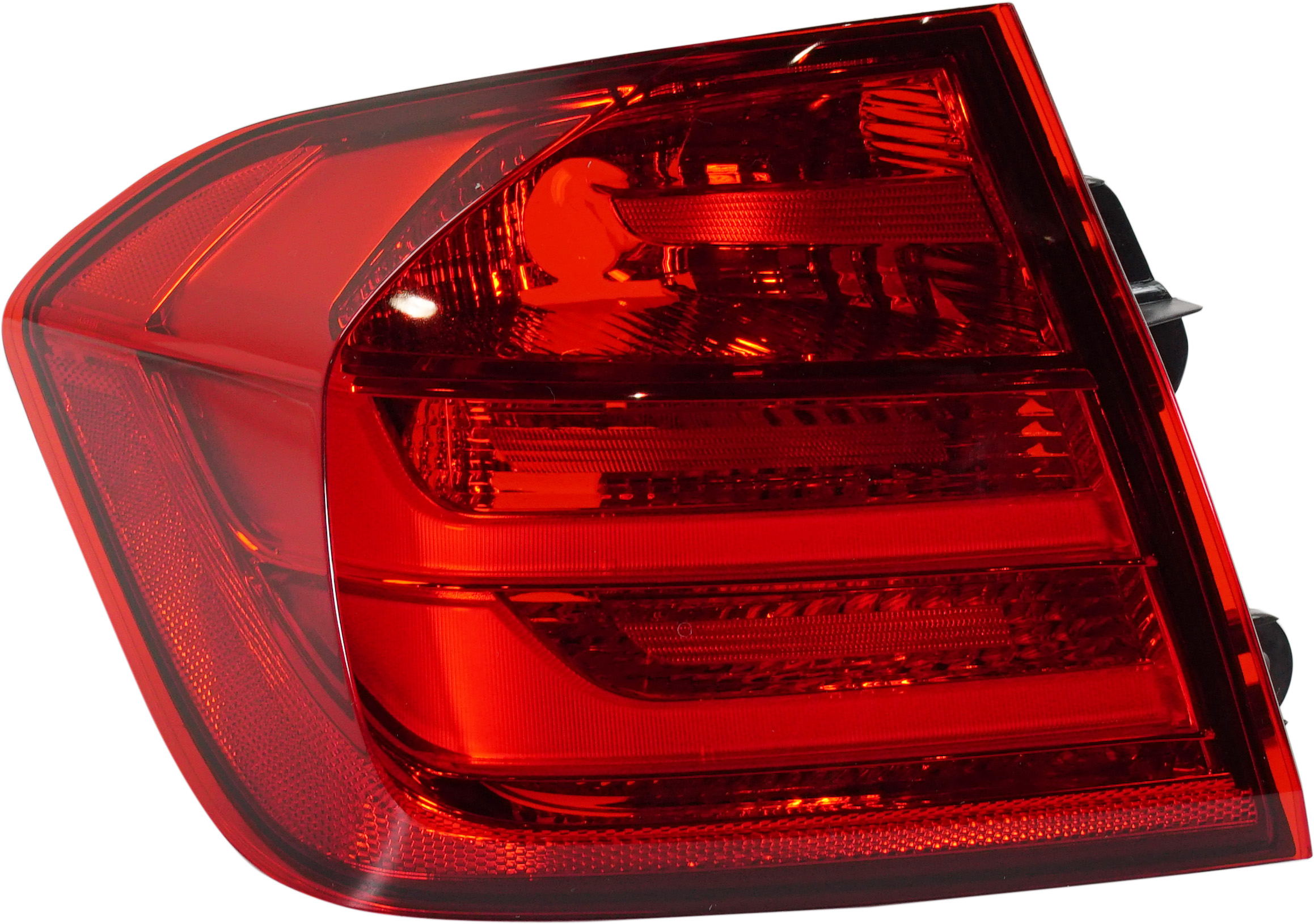 AM 3 SERIES 12-15 TAIL LAMP LH Outer Lens and Housing Halogen CAPA SKU REPB730176Q Partslink BM2804104C OEM 63217313039