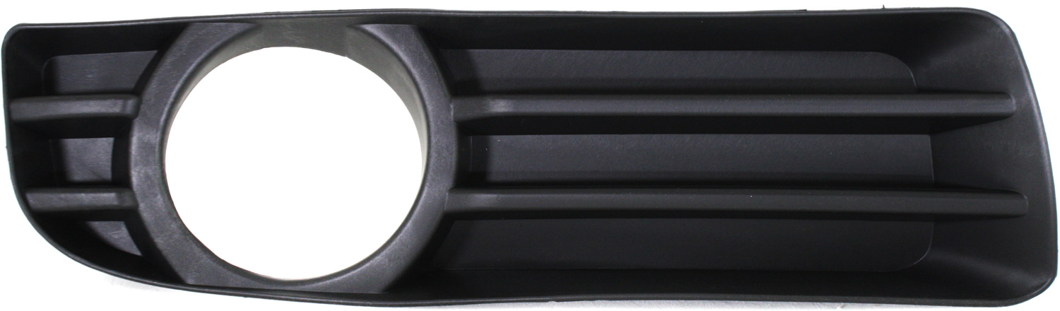 AM CHRYSLER 300-05-10 FRONT FOG LAMP MOLDING RH Primed SKU REPC010333 Partslink CH1015101 OEM 4805930AA