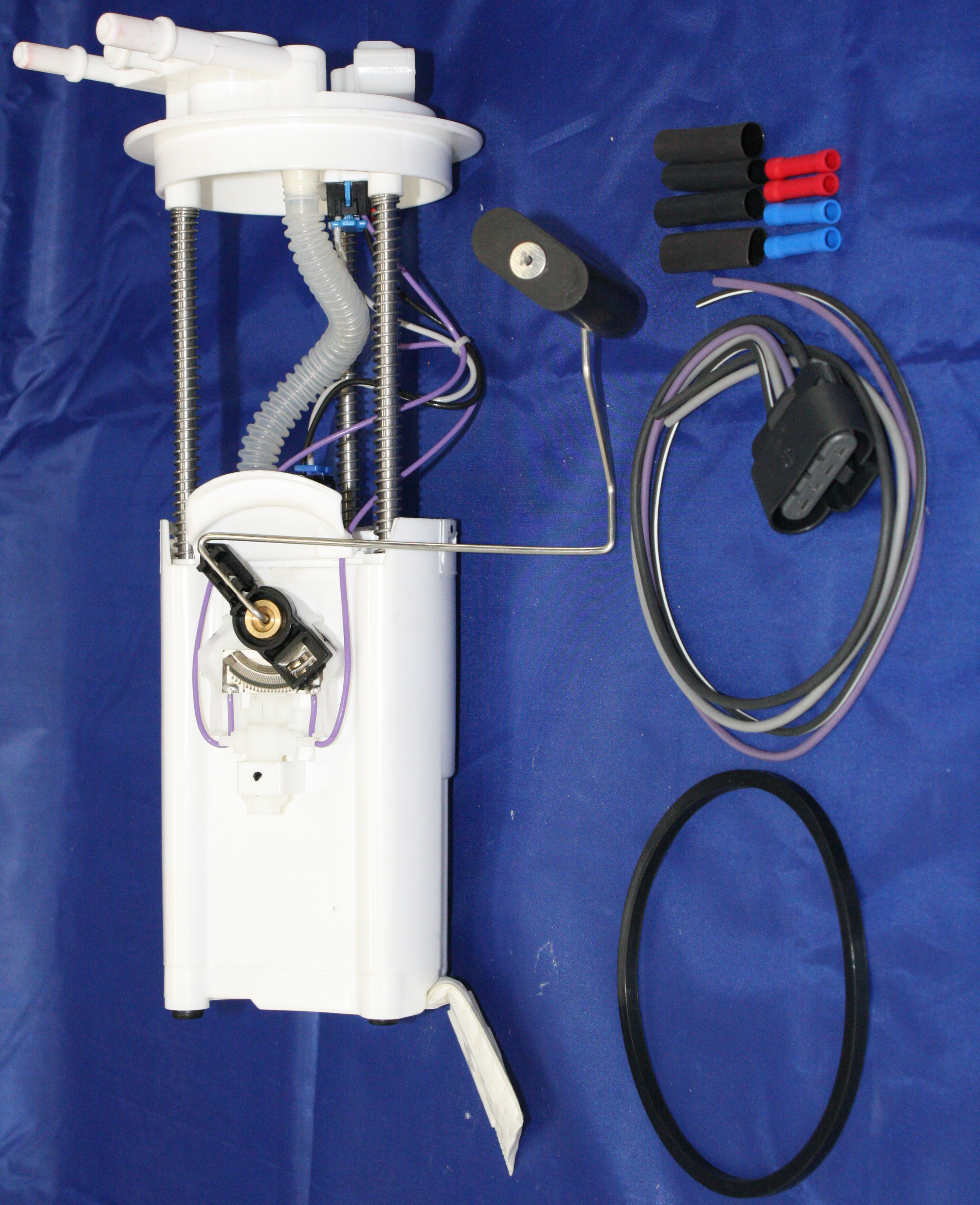 AM TAHOE 96-97 FUEL PUMP Module Assembly Electric w Fuel Level Sender SKU REPC314534 OEM 19153722