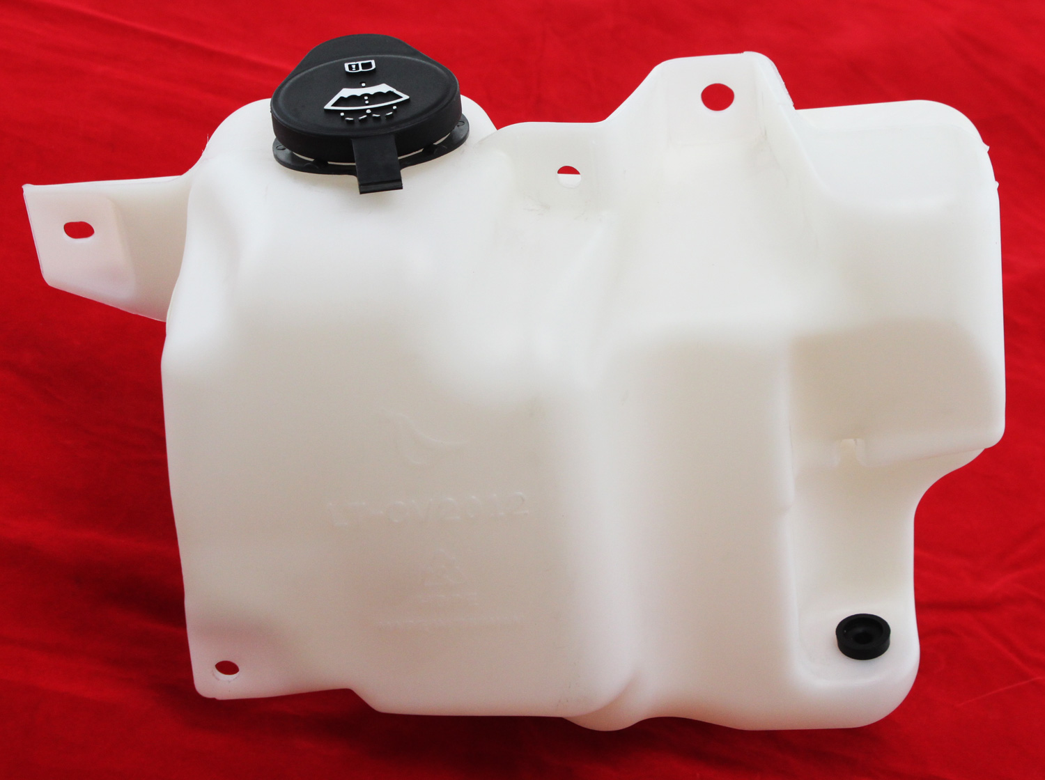 AM COLORADO 04-12 WASHER RESERVOIR Tank and Cap Only SKU REPC370504 Partslink GM1288107 OEM 88958230