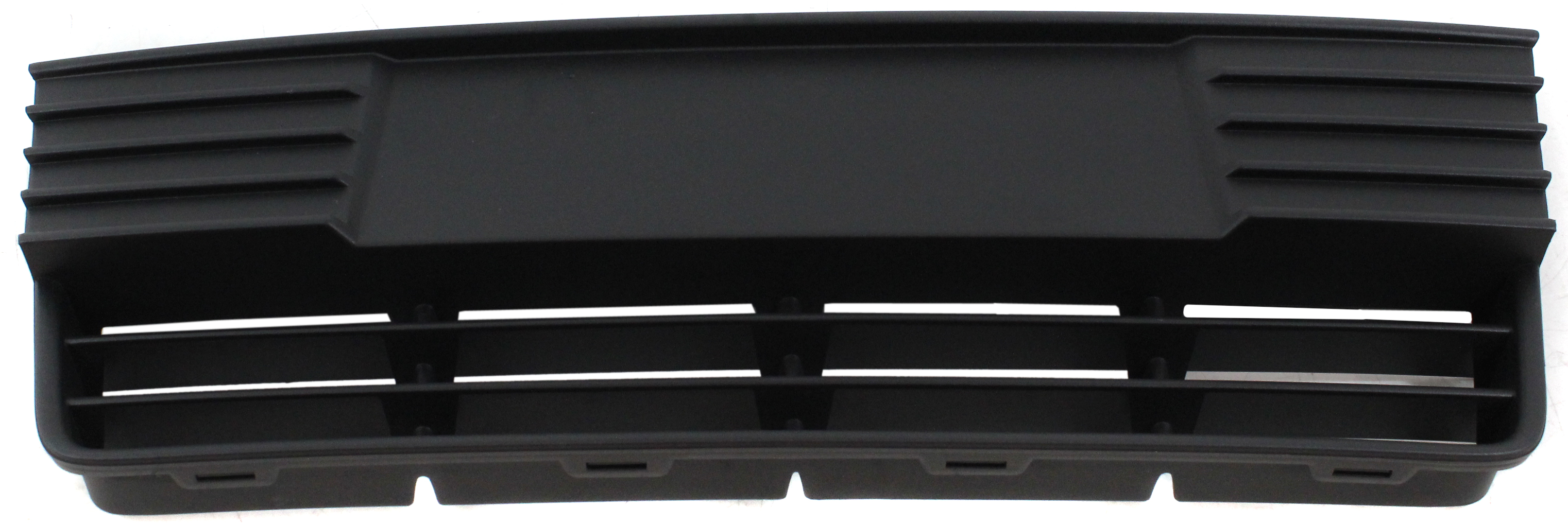 AM FOCUS 12-14 FRONT BUMPER GRILLE Center S SE Models Hatchback Sedan SKU REPF015315 Partslink FO1036137 OEM CP9Z17K945B
