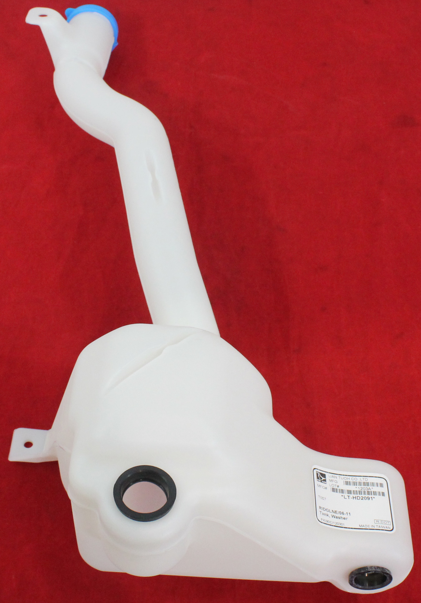 AM RIDGELINE 06-14 WASHER RESERVOIR Tank and Cap Only w Sensor Hole SKU REPH370513 Partslink HO1288132 OEM 76841SJCA01