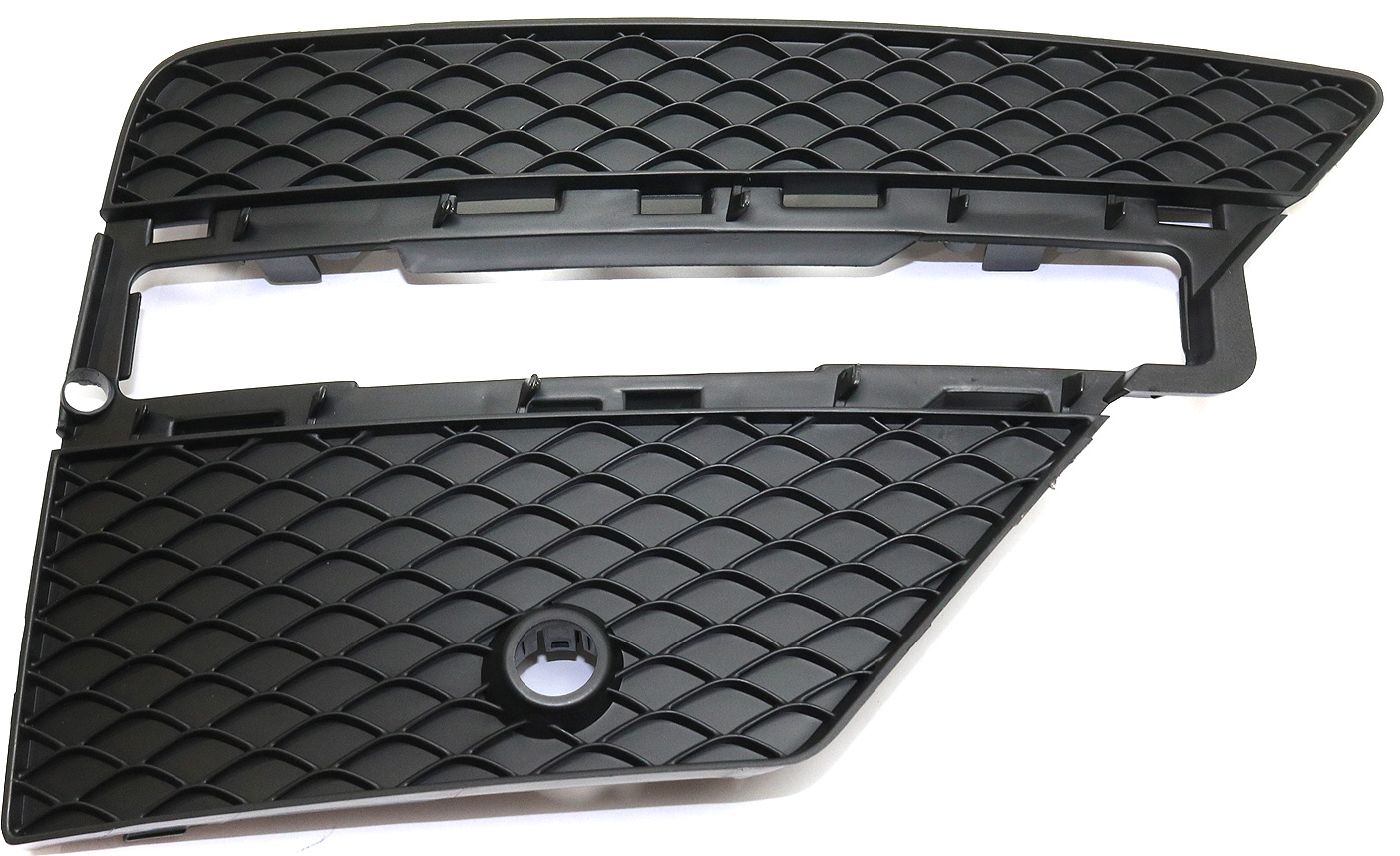 AM ML CLASS 12-15 FOG LAMP COVER RH Outer Textured Exc. ML63 AMG Model w AMG Styling Pkg SKU REPM015551 Partslink MB1039185 OEM 1668852922