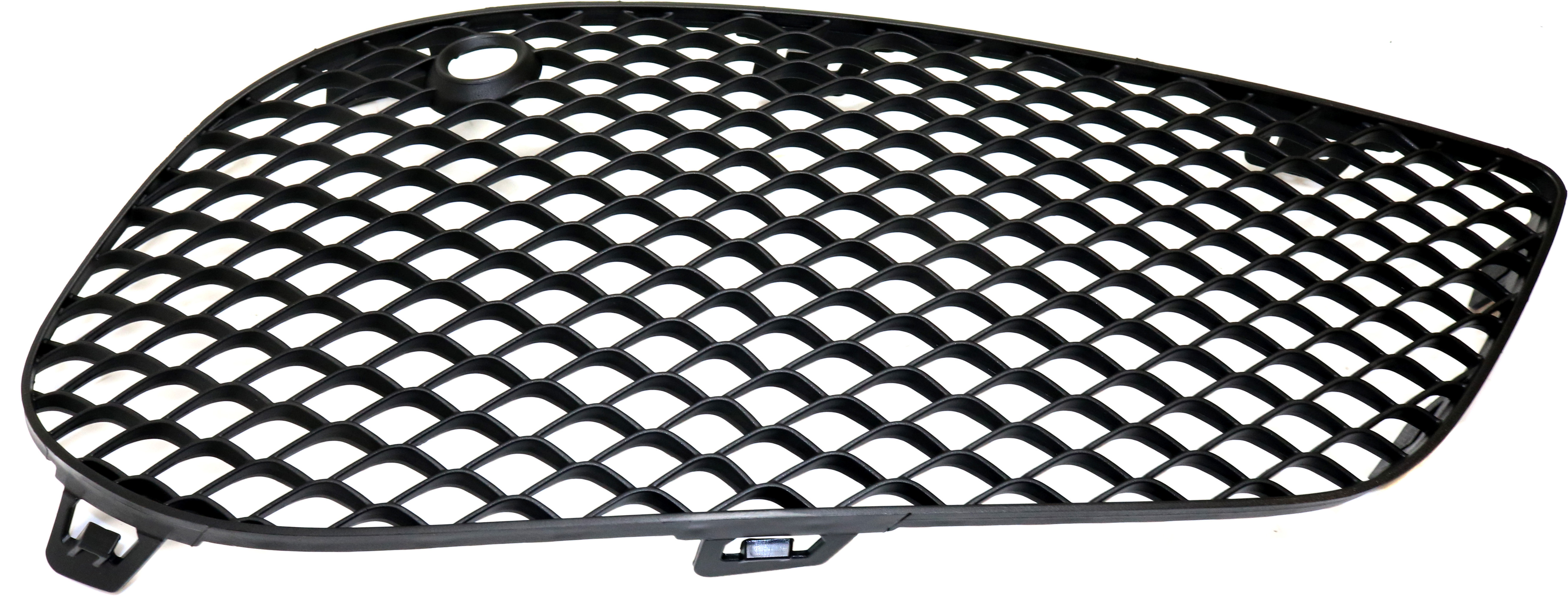 AM C CLASS 15-18 FOG LAMP COVER RH w AMG Styling Package Exc. C63 C350 Conv Cpe Sdn SKU REPM015553 Partslink MB1039145 OEM 2058852623