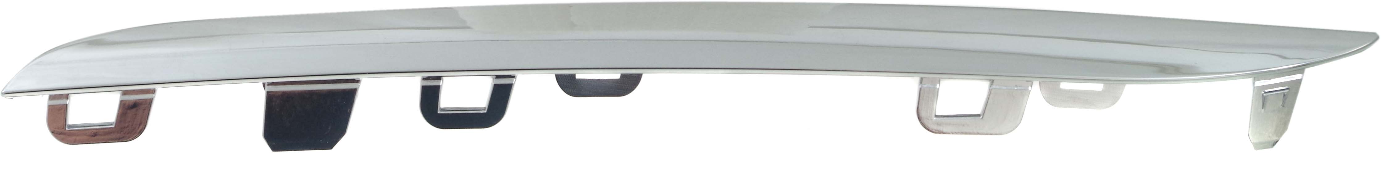 AM C300-15-18 C400-15-15 GRILLE MOLDING LOWER LH Chrome w o Luxury Package Sedan CAPA SKU REPM071506Q Partslink MB1214101C OEM 2058880273