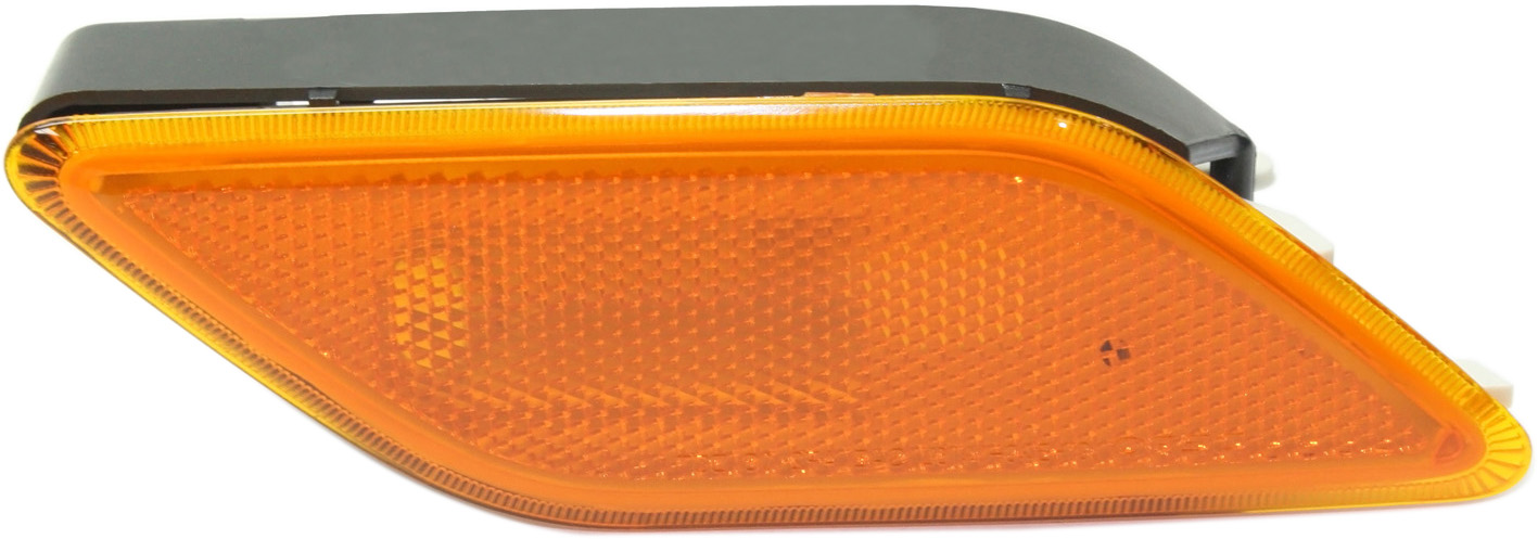 AM E CLASS 10-13 FRONT SIDE MARKER LAMP RH Lens and Housing Sedan Wagon CAPA SKU REPM104507Q Partslink MB2551104C OEM 2128200021
