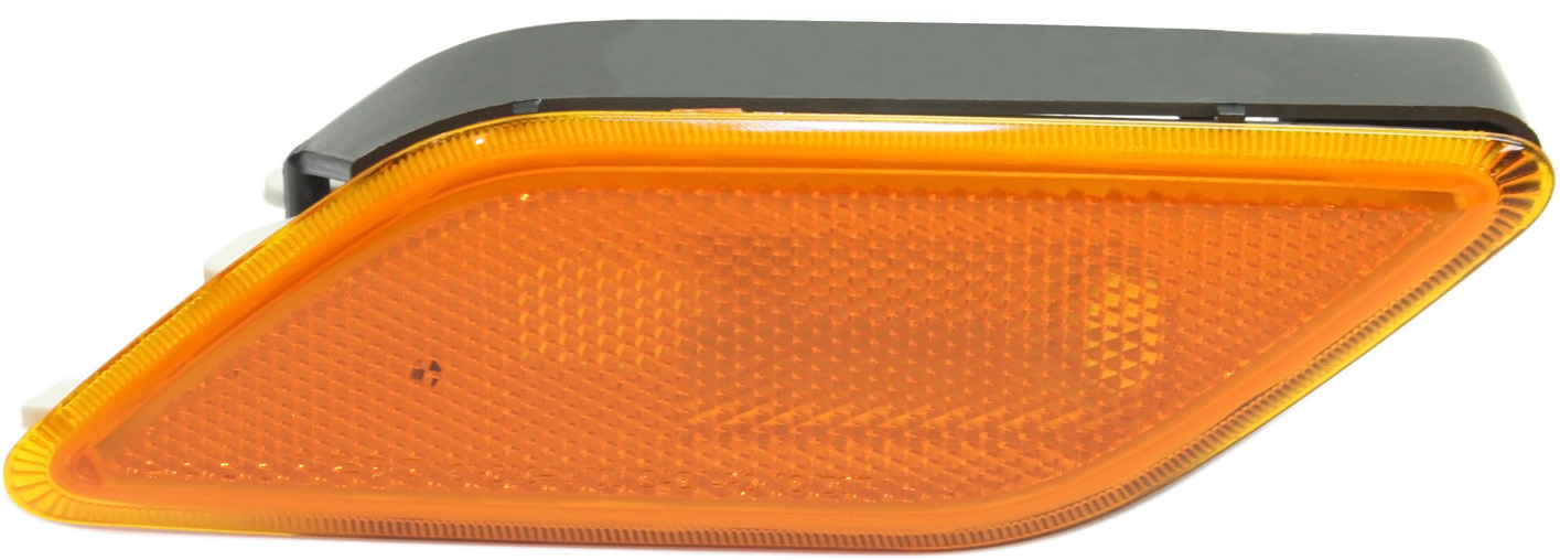 AM E CLASS 10-13 FRONT SIDE MARKER LAMP LH Lens and Housing Sedan Wagon CAPA SKU REPM104508Q Partslink MB2550104C OEM 2128200121