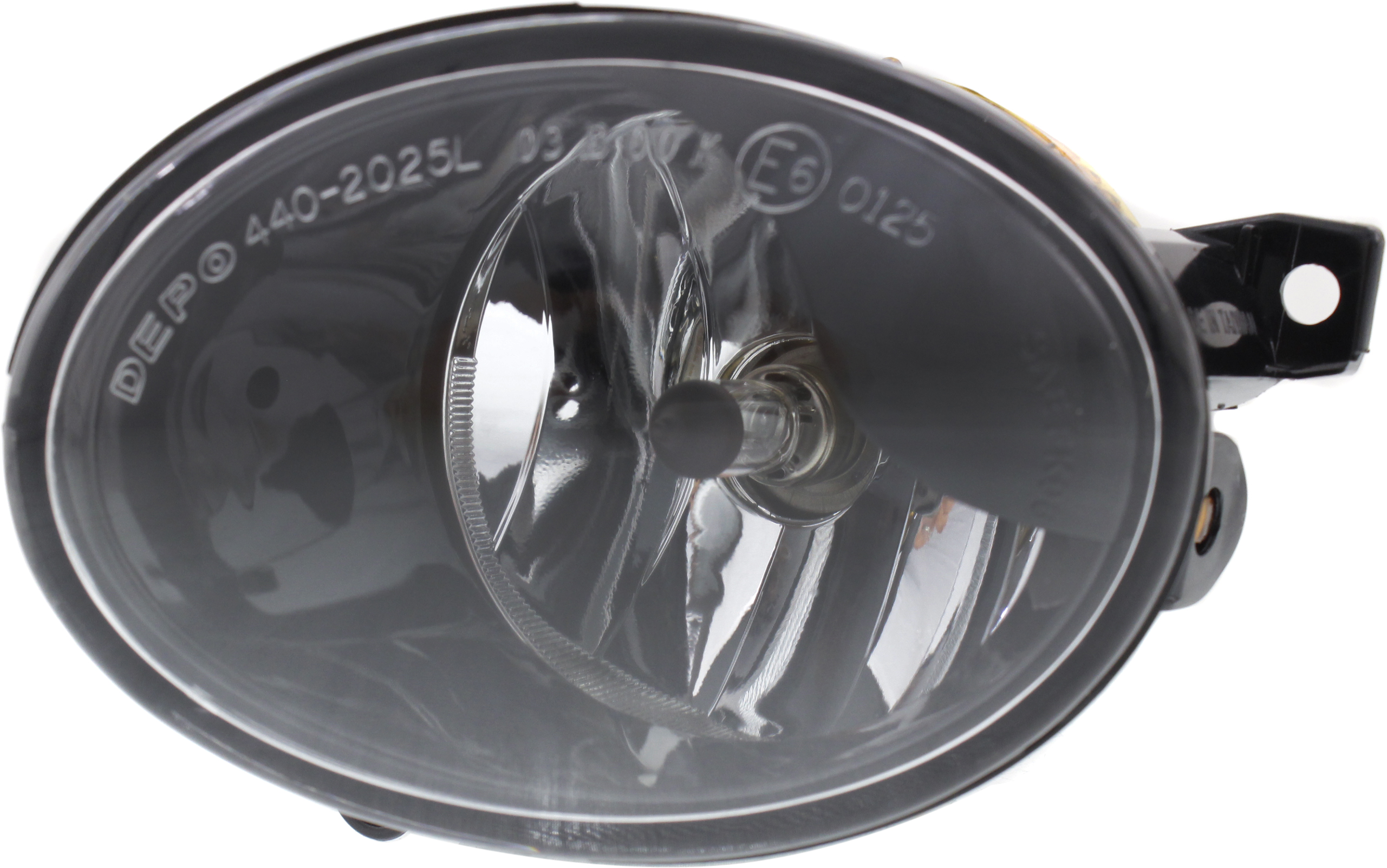 AM MERCEDES BENZ SPRINTER 14-18 FRONT FOG LAMP LH Assembly CAPA SKU REPM107556Q Partslink MB2592126C OEM 9068204061