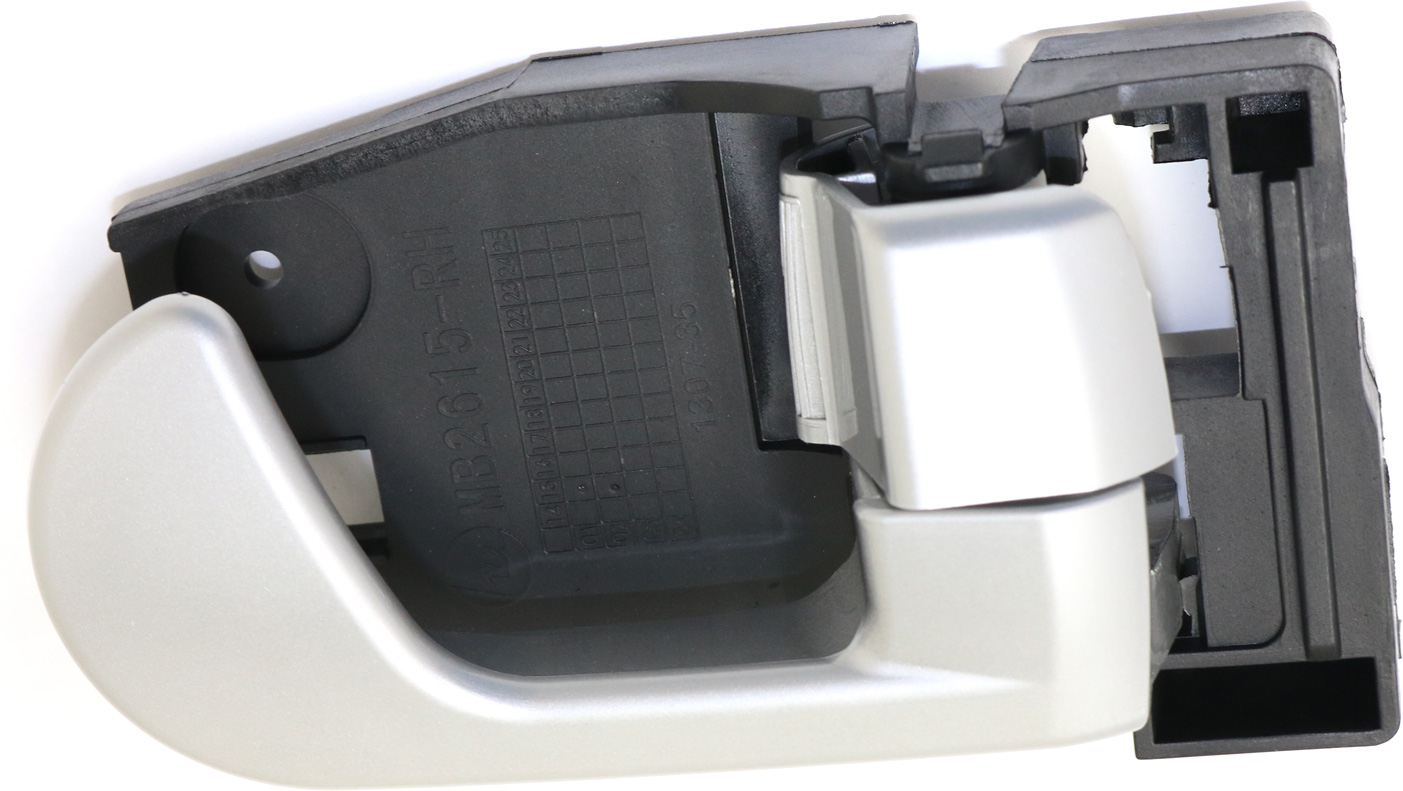 AM GALANT 04-12 FRONT INTERIOR DOOR HANDLE RH Silver Plastic =REAR SKU REPMB462125 Partslink MI1353118 OEM 5716A174HB