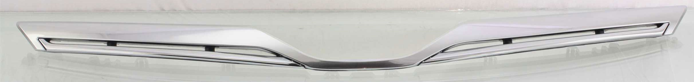 AM CAMRY 10-11 GRILLE MOLDING Upper Chrome Hybrid Model ASB SKU REPT070116 Partslink TO1200326 OEM 5310133260