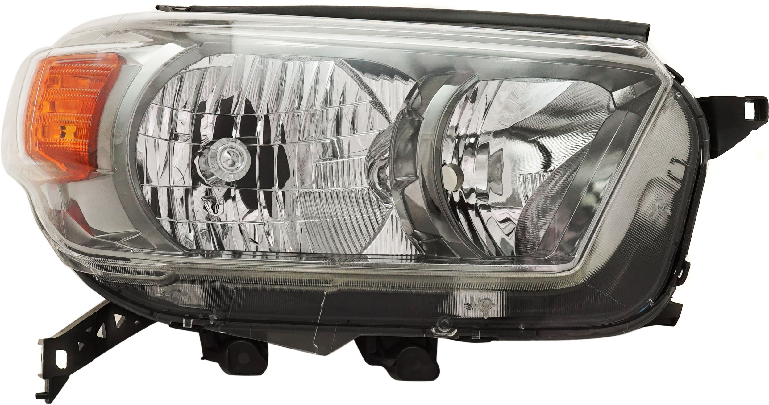 AM 4RUNNER 10-13 HEAD LAMP RH Lens and Housing SR5 w Trail Package Trail Models SKU REPT100195 Partslink TO2519128 OEM 8113035530