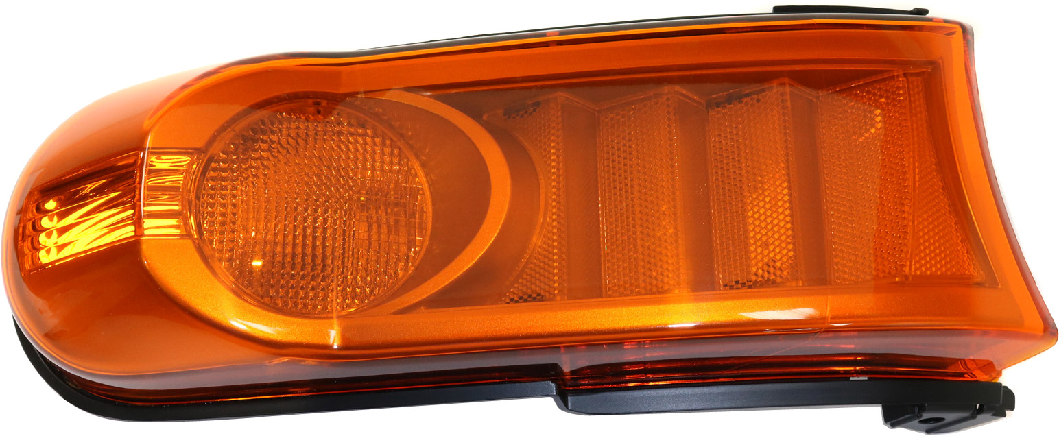 AM FJ CRUISER 07-11 SIGNAL LAMP LH Assembly Park Signal Side Marker Lamp SKU REPT106934 OEM 8117135440 PFM
