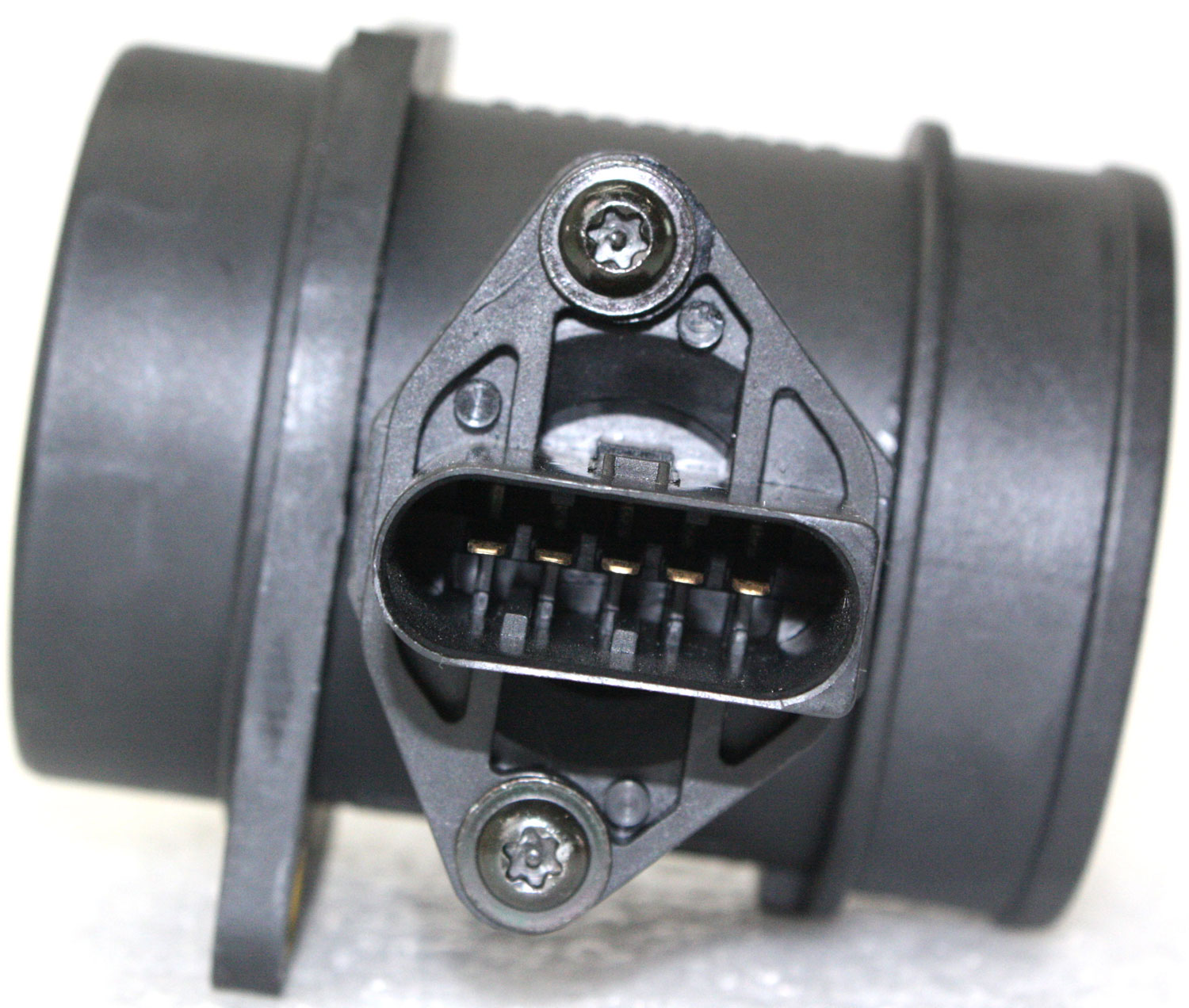 AM PASSAT 02-05 MASS AIR FLOW SENSOR Sensor with Housing 1.8L Eng. SKU REPV316703 OEM 06A906461N