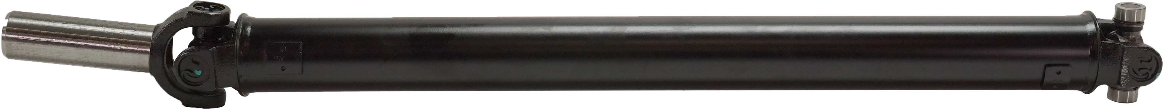 AM YUKON 92-96 TAHOE 95-96 REAR DRIVESHAFT Four Wheel Drive 35 in. Length SKU RG54550004 OEM 26020316-26050348