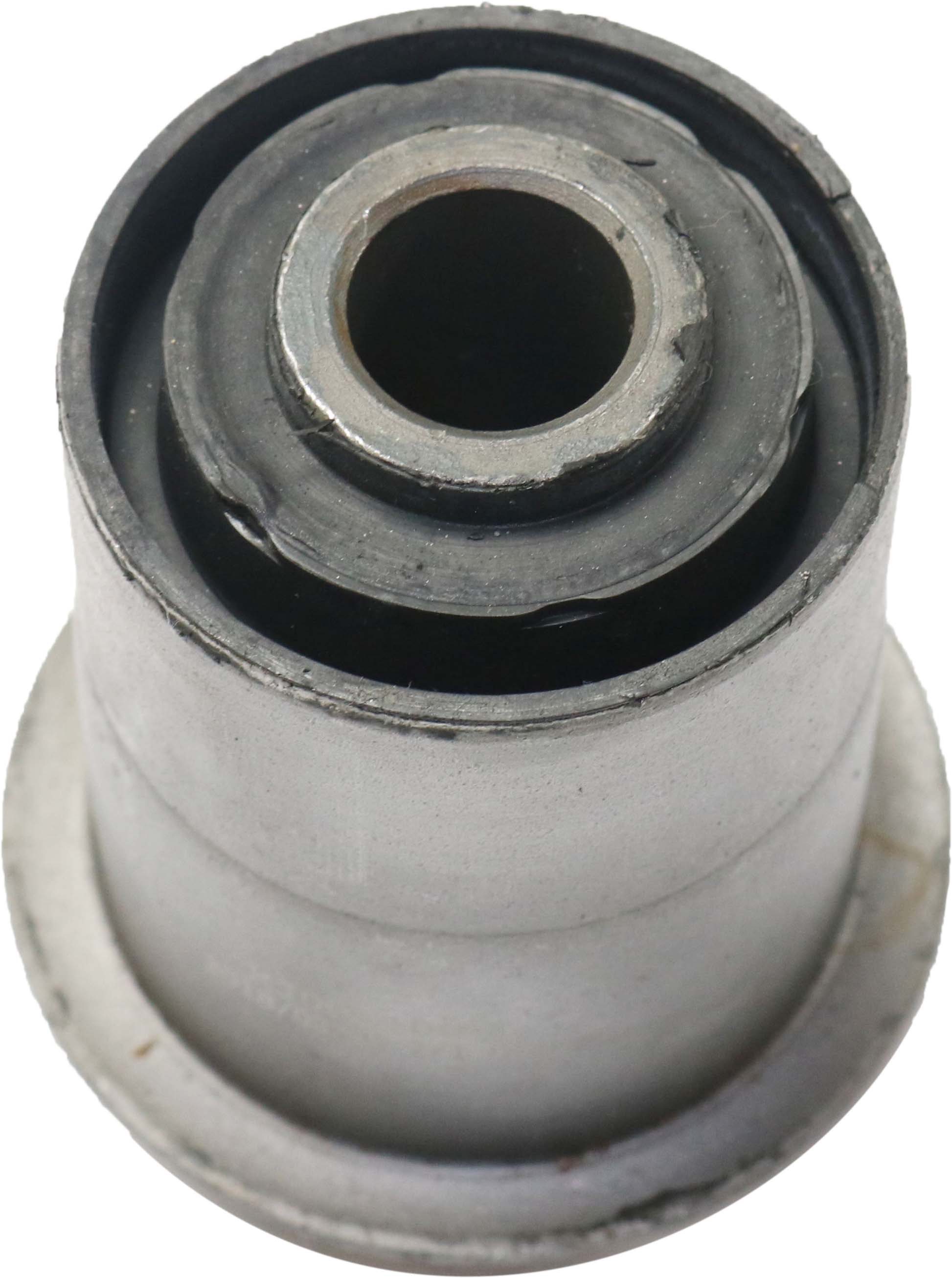 AM GRAND CHEROKEE 05-10 COMMANDER 06-10 CONTROL ARM BUSHING Front RH=LH Lower SKU RJ50510001 OEM 52089991AB