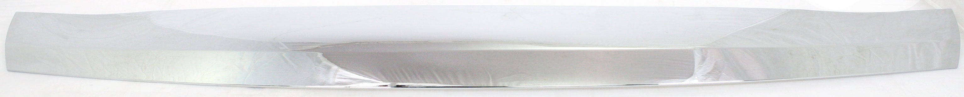 AM XL 7-04-06 GRILLE MOLDING Upper Finisher Chrome SKU S070709 Partslink SZ1210103 OEM 7211252D000PG