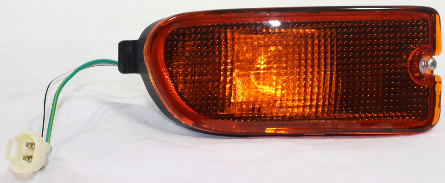 AM IMPREZA 99-01 SIGNAL LAMP RH Assembly RS Model Coupe Sedan SKU S106901 Partslink SU2531104 OEM 84441FA160