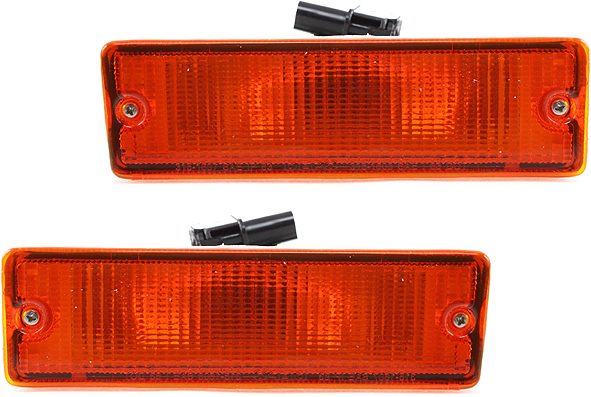 AM NISSAN PICKUP 86-87 SIGNAL LAMP SET of 2 RH and LH Assembly SKU SET 12-1229-00 Partslink NI2521106 NI2520106 OEM B612001G00 B612501G00