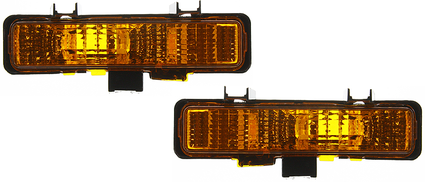 AM S10-82-93 JIMMY 83-94 SIGNAL LAMP RH AND LH Lens and Housing On Bumper SKU SET 12-1247-01 Partslink GM2521109 GM2520109 OEM 5976644-5976643