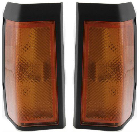 AM D21-86-87 CORNER LAMP RH and LH Set of 2 Assembly SKU SET 18-1421-00 Partslink NI2550108 NI2551108 OEM B618001G00 B618501G00