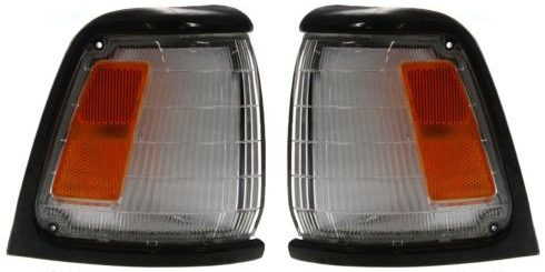 AM PICKUP 89-91 CORNER LAMP RH and LH Set of 2 Assembly SKU SET 18-1476-62 Partslink TO2520120 TO2521122 OEM 8161089175-8162089175