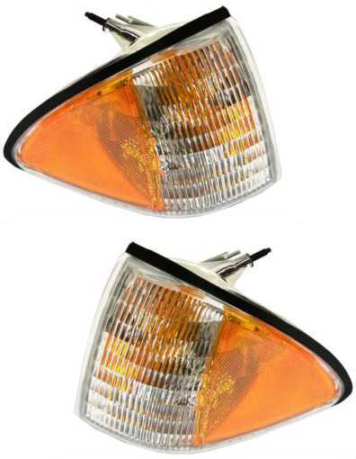 AM MUSTANG 87-93 CORNER LAMP RH AND LH Lens and Housing Halogen SKU SET 18-1879-01 Partslink FO2550105 FO2551103 OEM E7ZZ15A201A E7ZZ15A201B